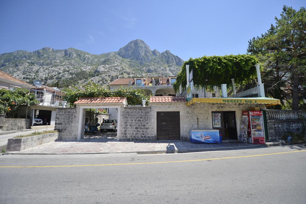 Guesthouse Anita Kotor Exterior photo